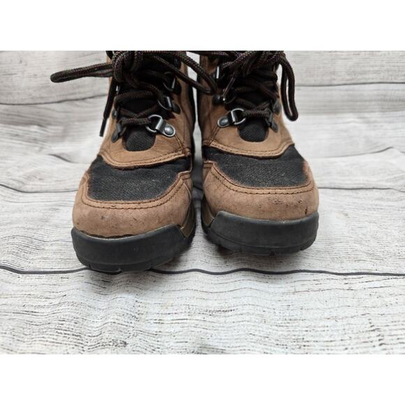 Danner Brown 6" Hiking Gore-Tex Boot USA Size 7 M Model 34300 Vibram Soles EUC - Picture 2 of 11